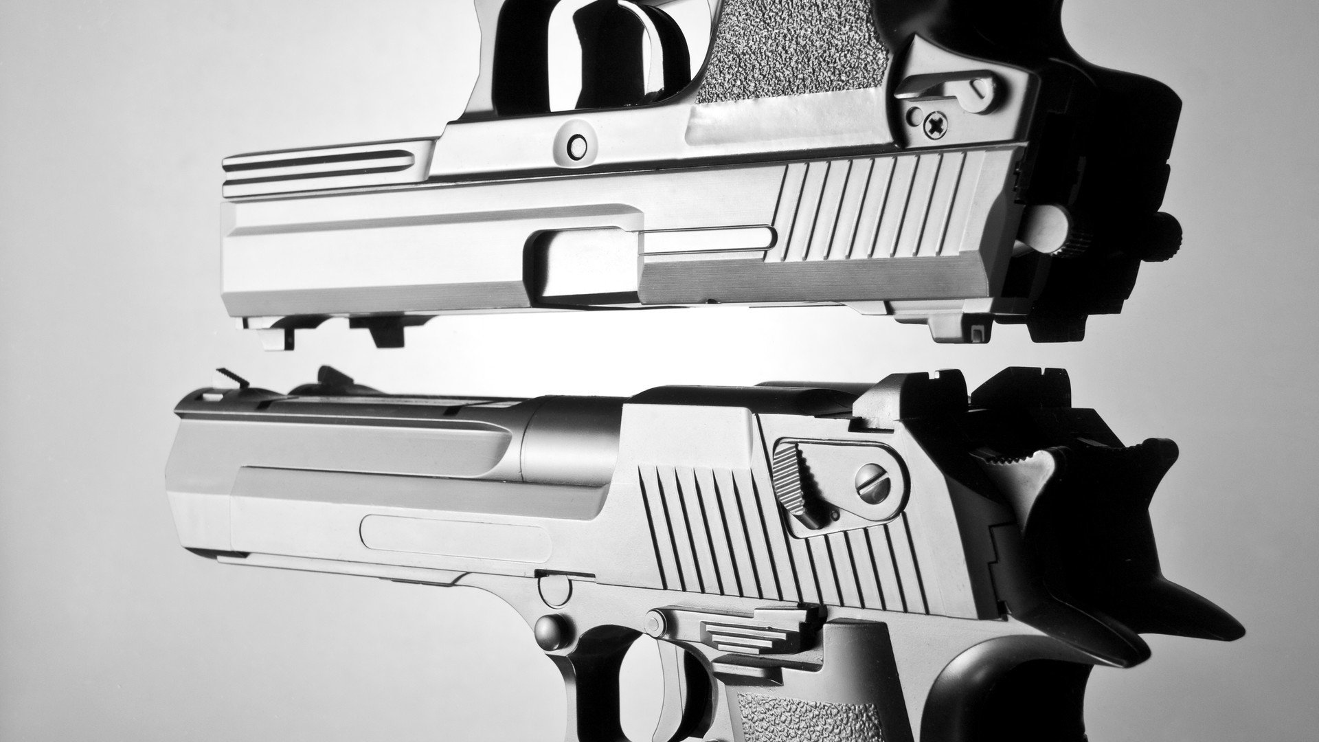 引擎即心跳，爆裂即为祷告，F1街道赛之夜，基耶萨的红色电锯时刻