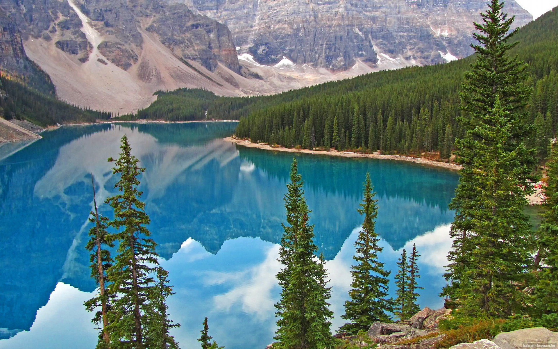 从斯坦福桥到圣西罗，一粒荷兰制造的子弹，如何同时击穿切尔西与意甲