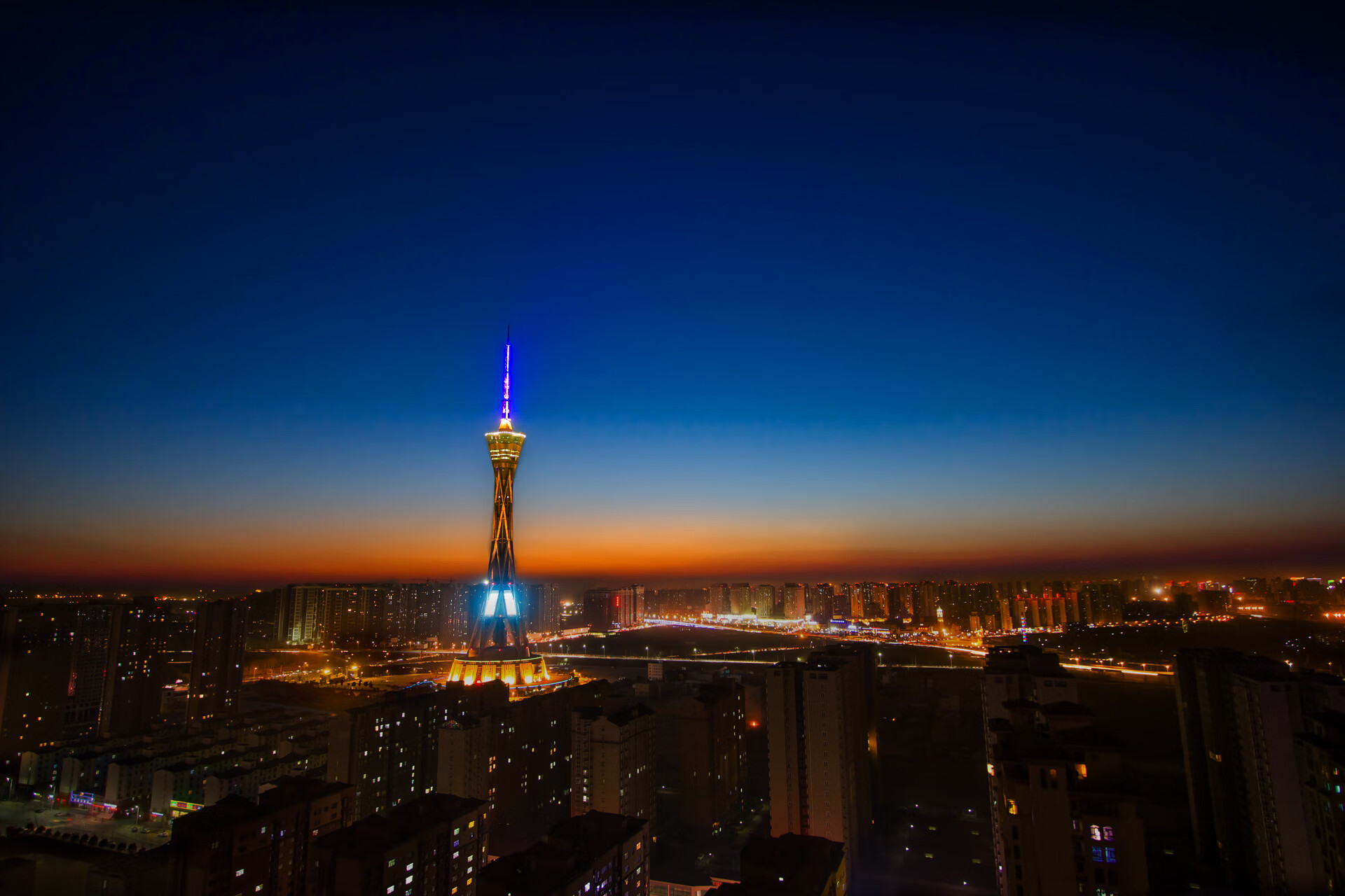 风暴眼，阿森纳单节击溃药厂，恩佐征服酋长球场