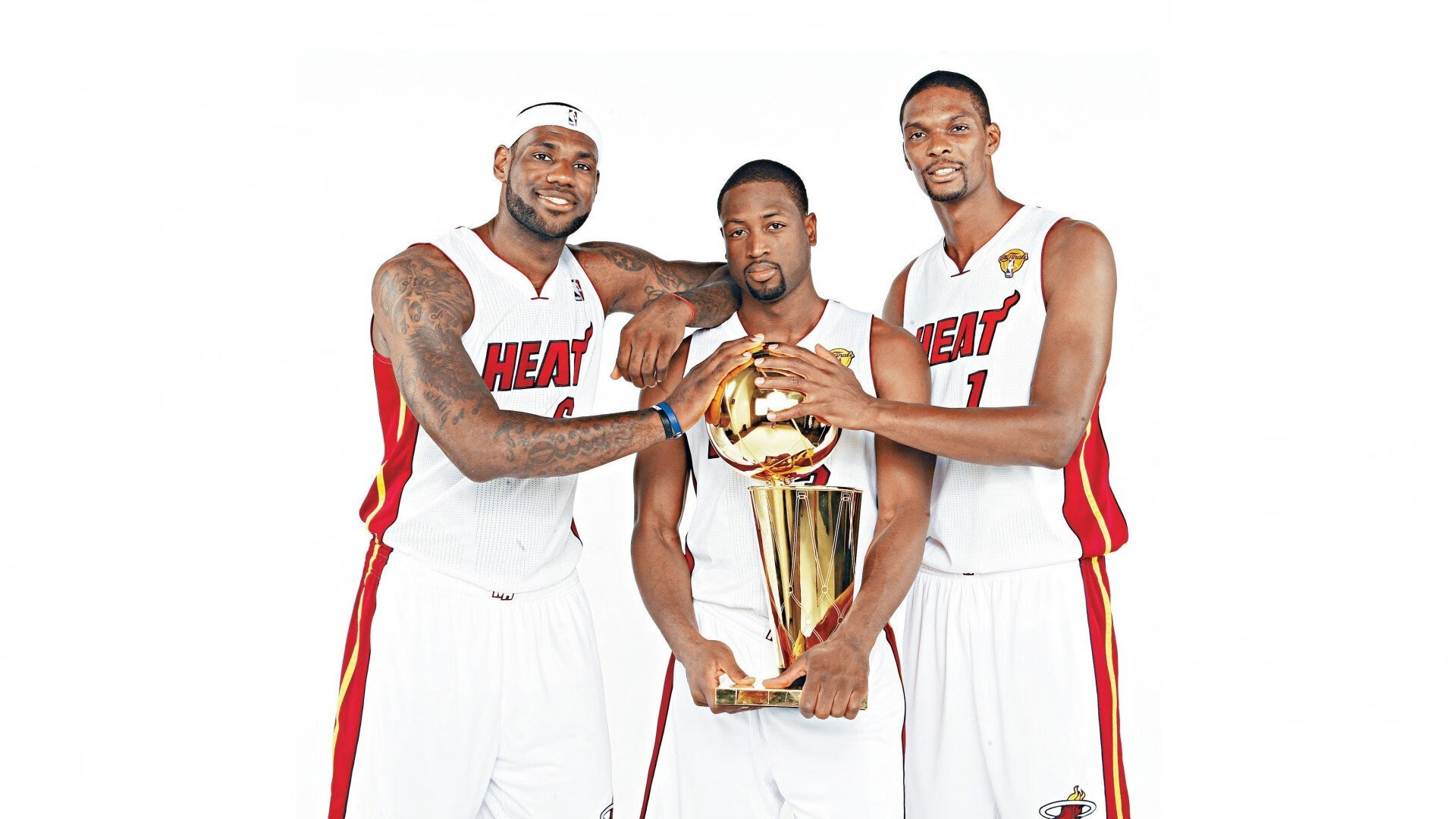 阿什拉夫一传一射导演逆转,当巨星价值照亮温布利