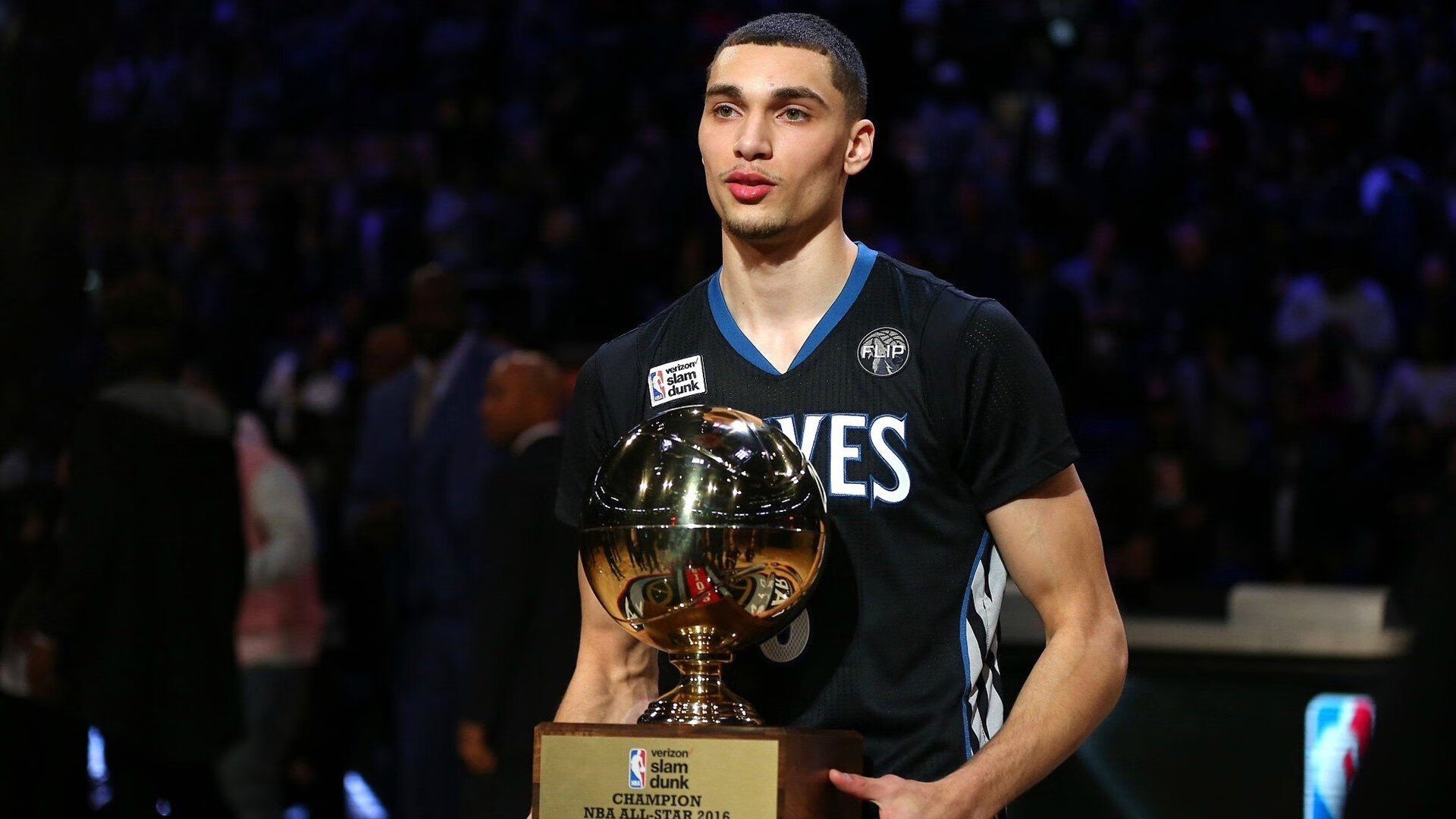 钢铁防线最后十分钟塌方—墨西哥闪电三连击，委内瑞拉饮恨出局